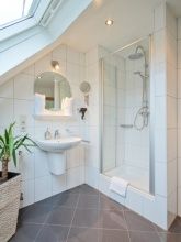 Weingut & Gästehaus Alexanderhof in Leiwen an der Mosel Weingut & Gästehaus Alexanderhof in Leiwen an der Mosel