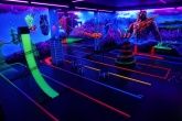 Schwarzlichthelden Minigolf Mainz