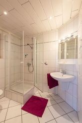 Weingut-Gästehaus Clüsserath Weingut-Gästehaus Clüsserath