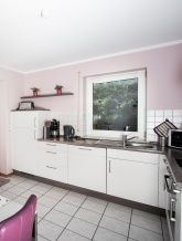 Gästehaus Heidi & Partnerdomizil mit eigener Garage Gästehaus Heidi & Partnerdomizil mit eigener Garage