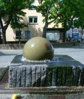 Kugelbrunnen in der Mott
