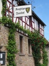 Kurpfälzer Amtshof Kurpfälzer Amtshof