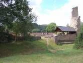 Burgruine im Ort Burgruine im Ort