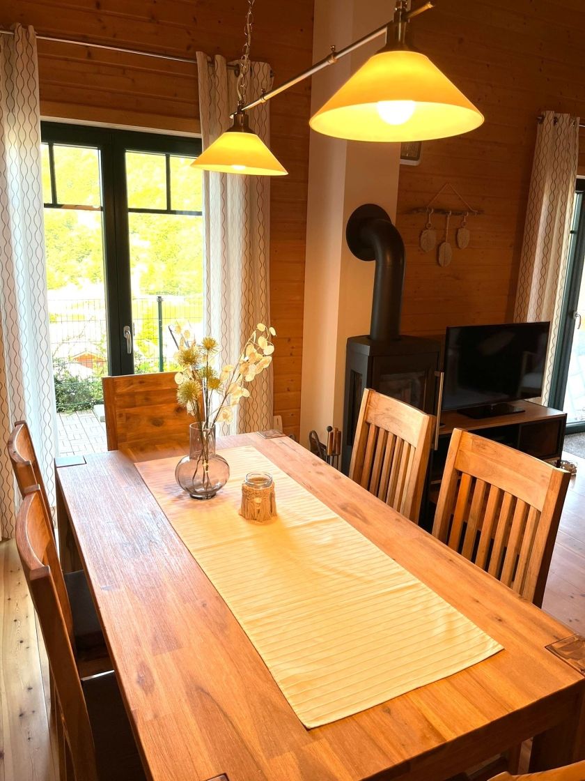 5 Sterne Ferienhaus Susi am idyllischen Waldsee Rieden