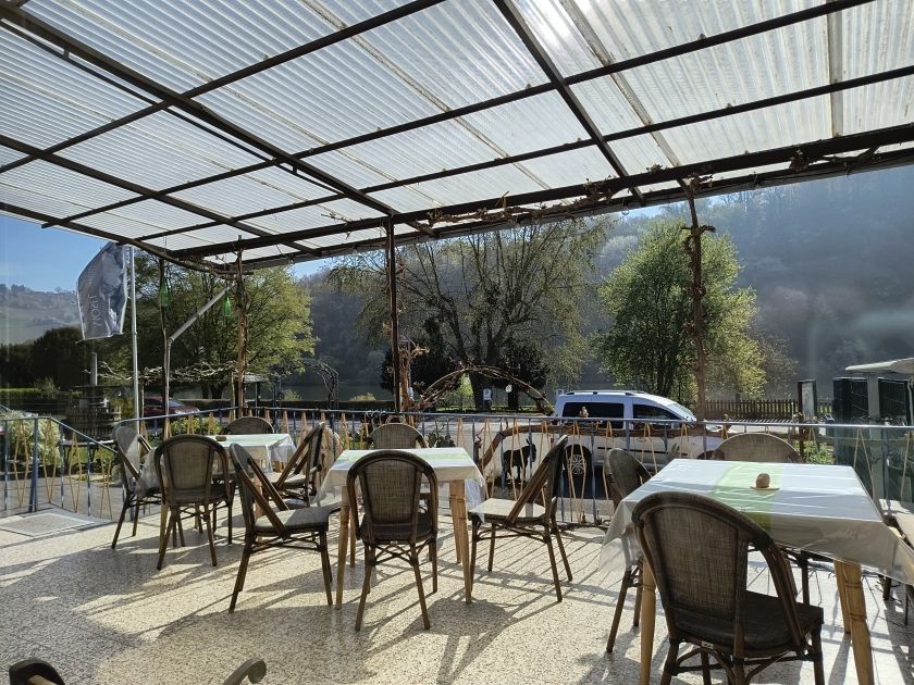 FrühstücksTerrasse FrühstücksTerrasse