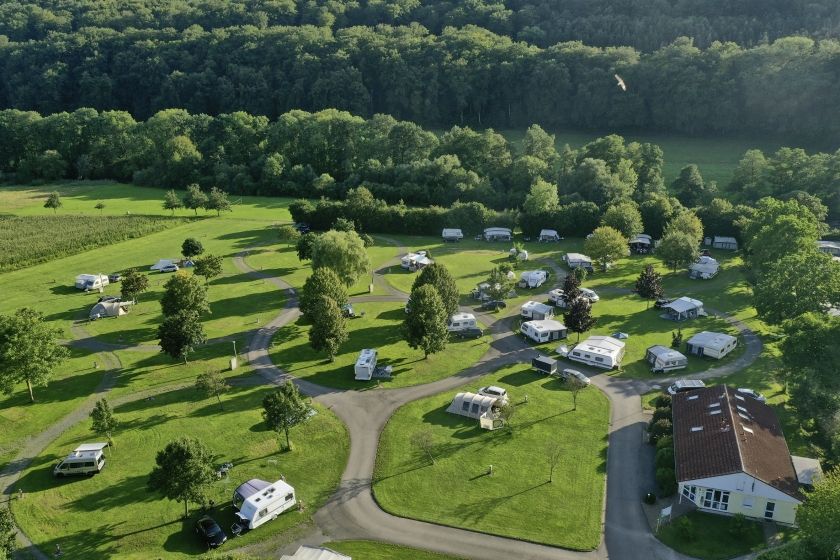 Camping Ourtalidyll  Kompfortstellplätze