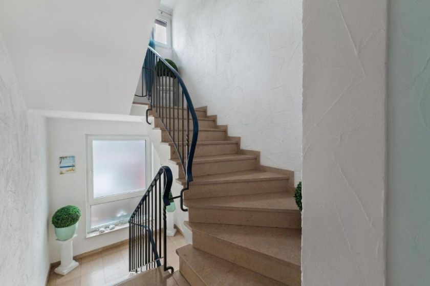 Pension, Ferienwohnungen und Restaurant Golsong