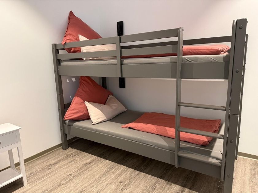 *Schlafzimmer Wohnung Marlon*