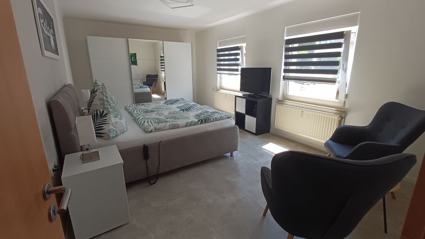 Schlafzimmer mit TV