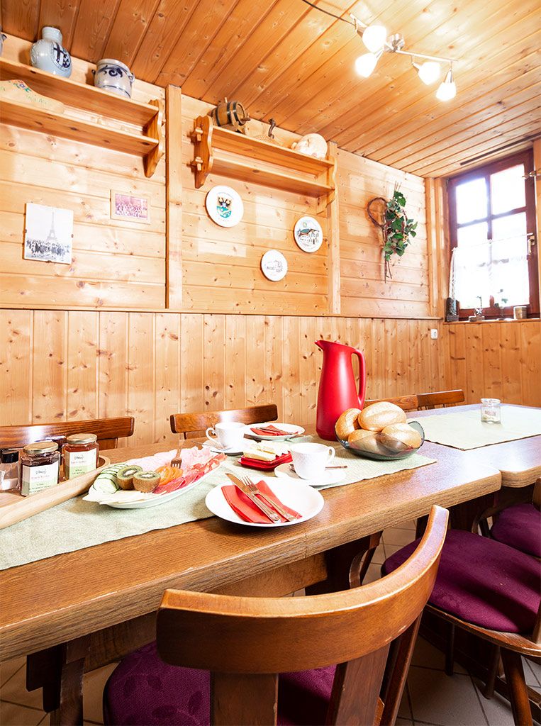 Weinhaus Dawen-Weibler - Gästezimmer & Straußwirtschaft direkt am Saar-Hunsrücksteig