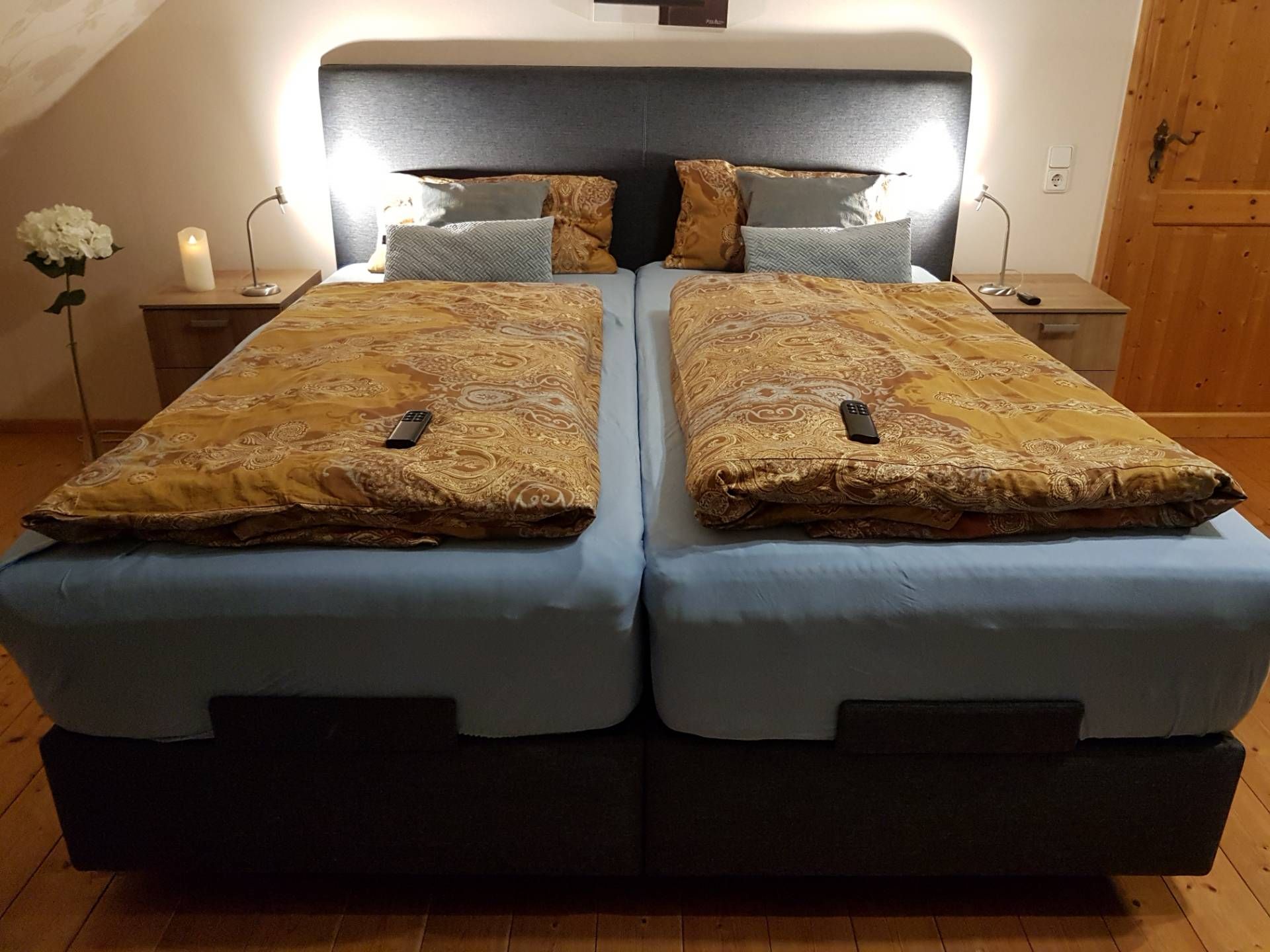 Boxspringbett elektrisch verstellbar Fewo Hortensie