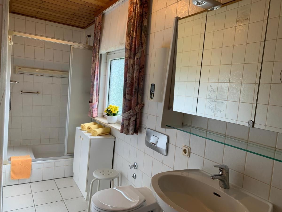Ferienwohnung und Gästezimmer Haus Berndorf