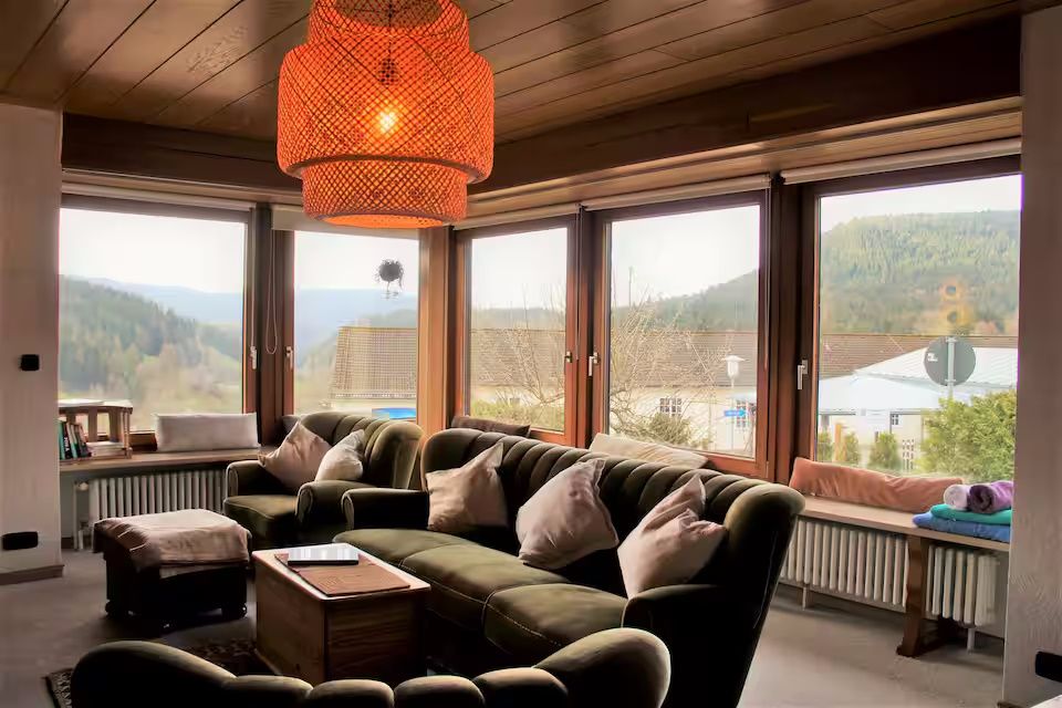 Große Wohnung mit Balkon Sulzbergblick