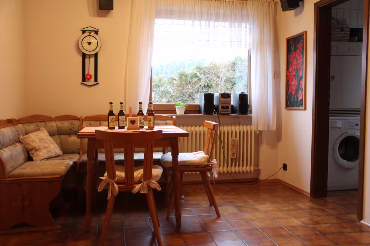 Große Wohnung mit Balkon Sulzbergblick