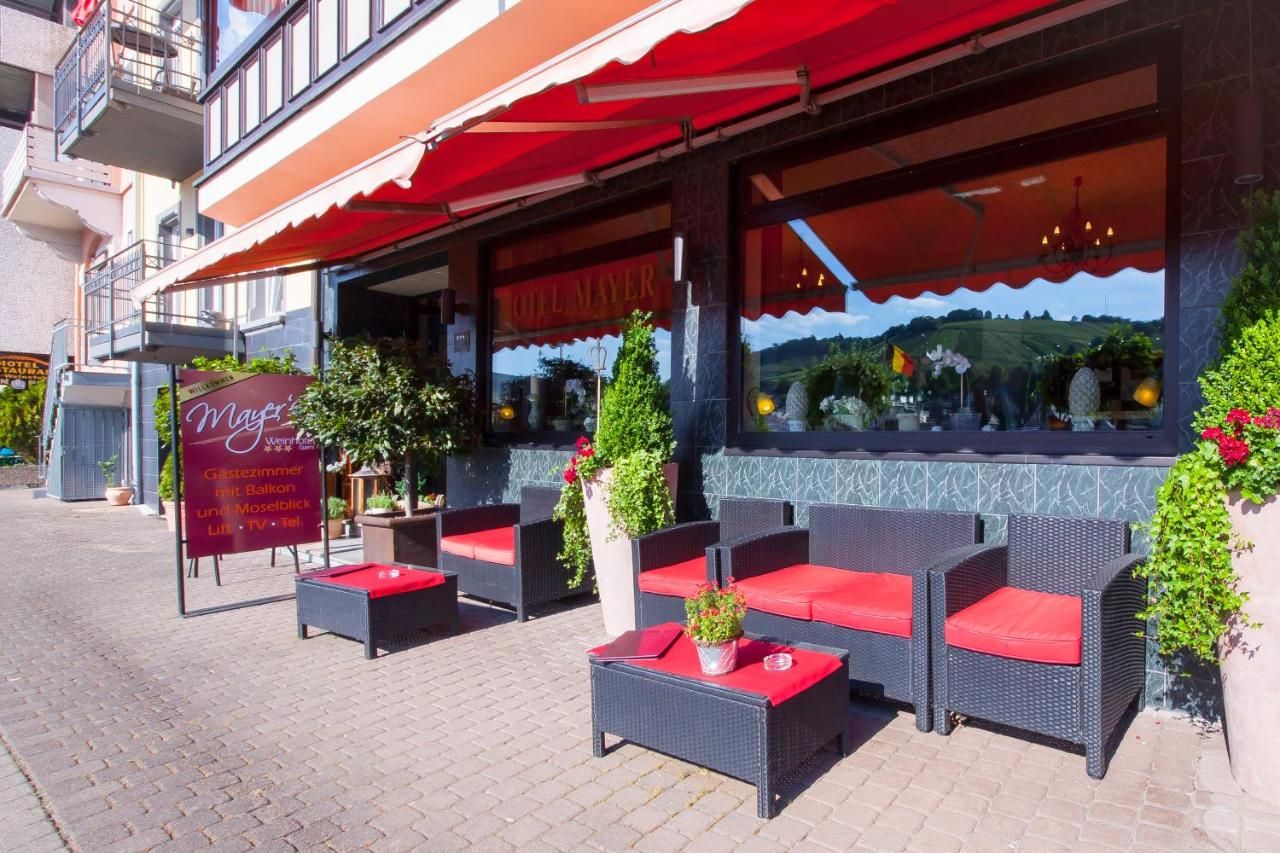 Hotel-Weinhaus Mayer