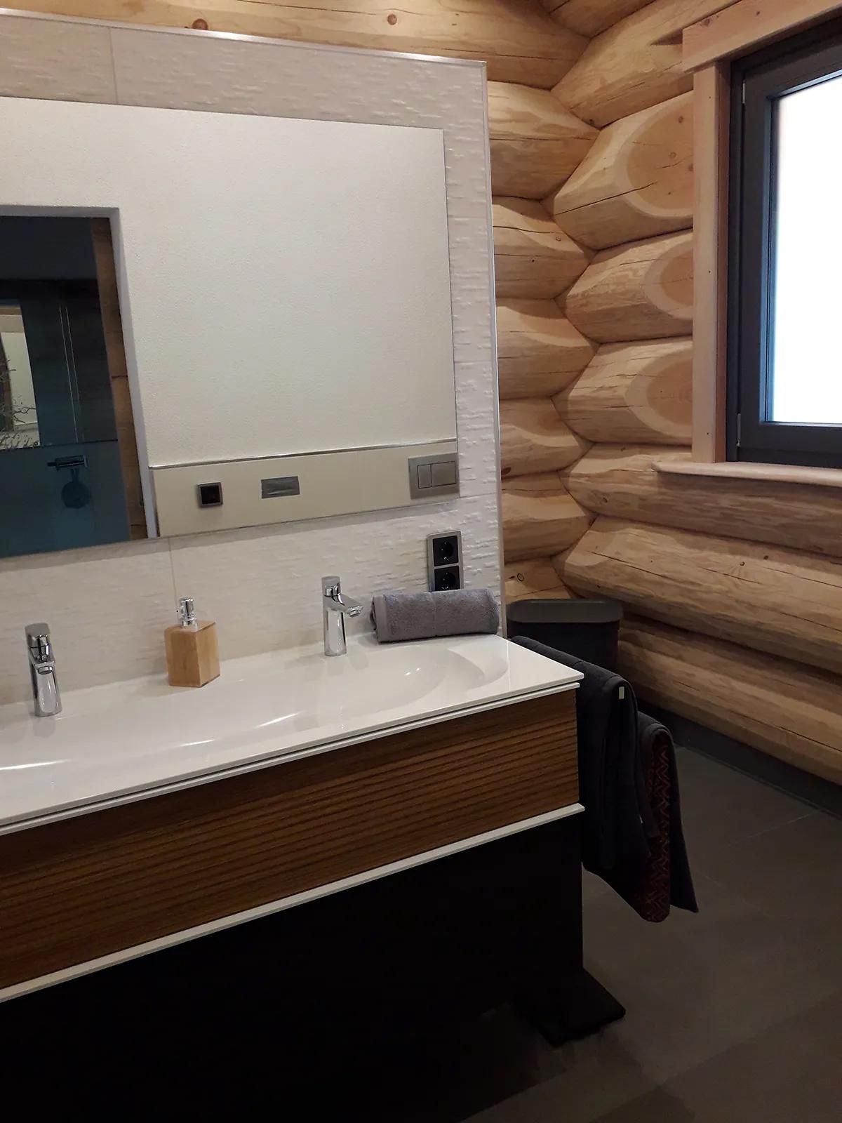 Blockhaus Berg-Kristall