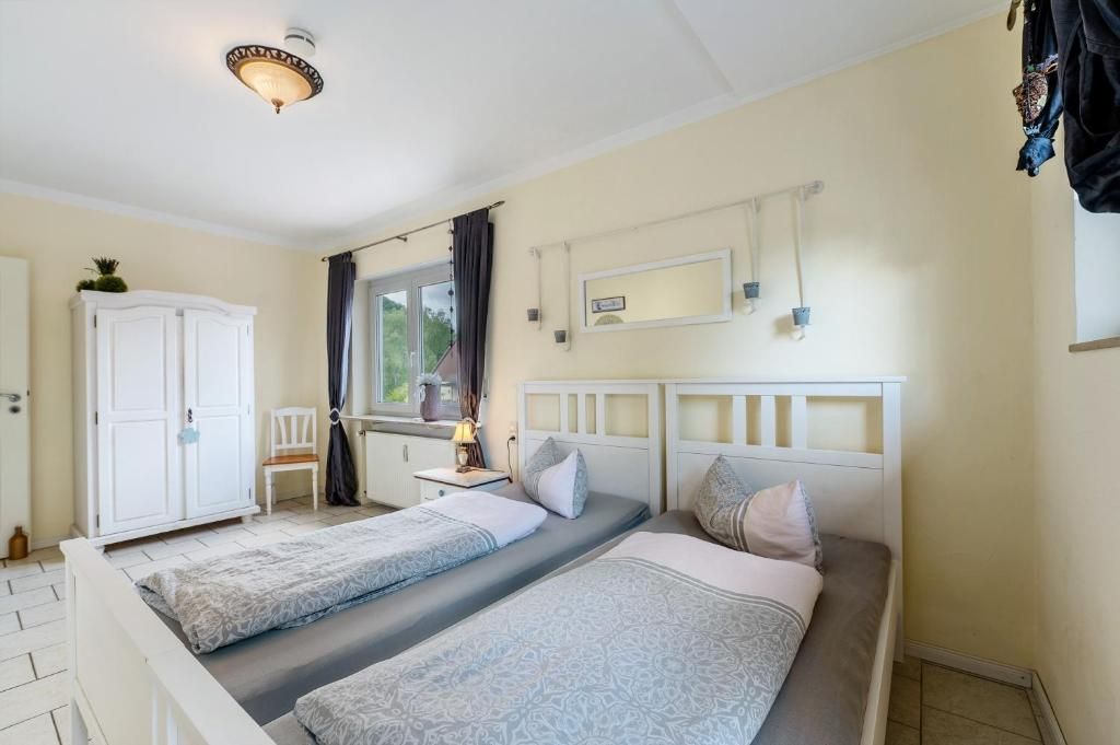 Pension, Ferienwohnungen und Restaurant Golsong