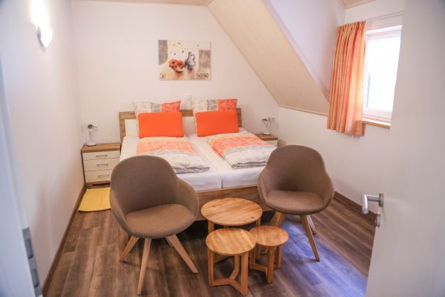 Schlafzimmer 2