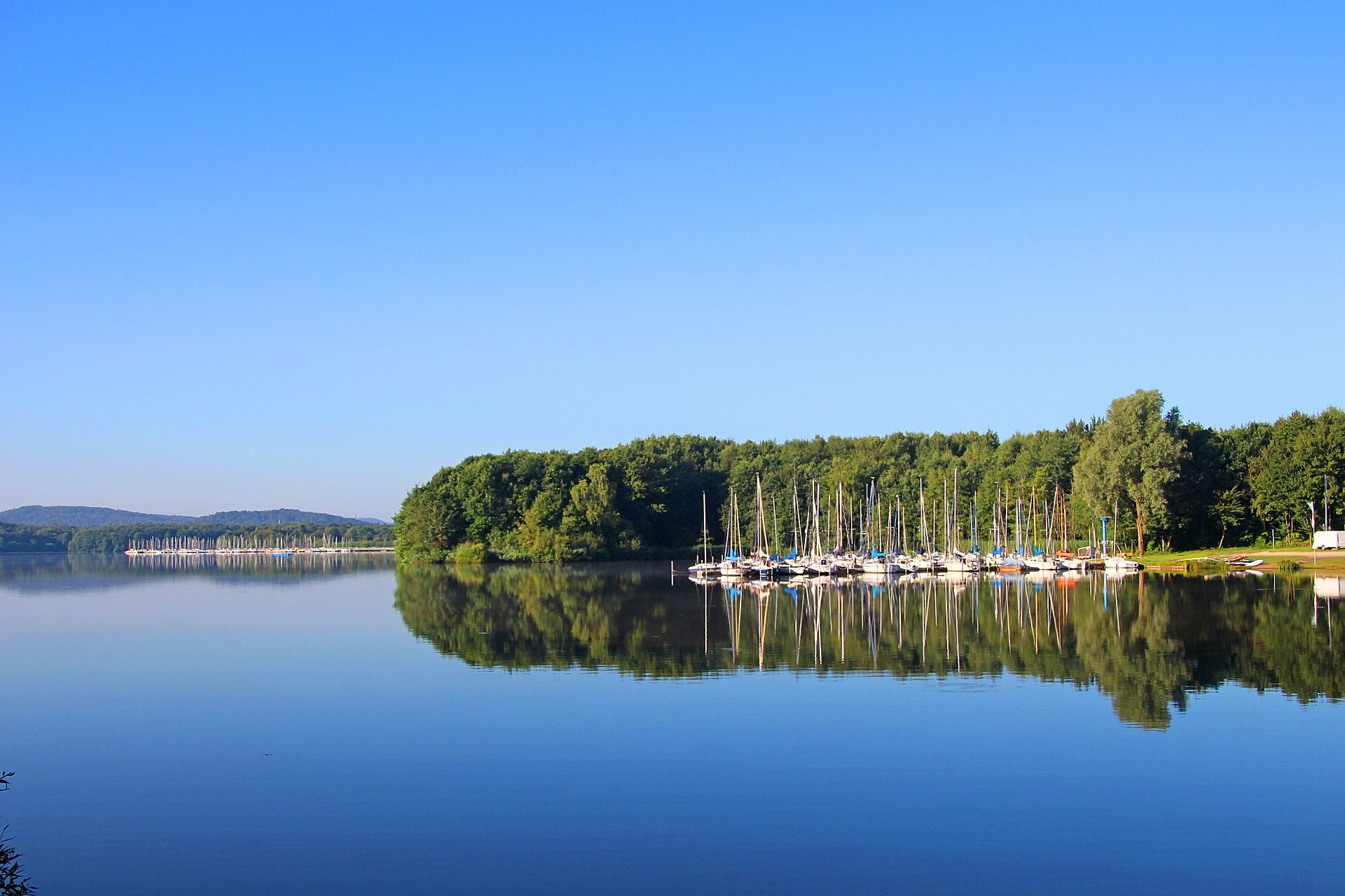 waters-3204773_1920.jpg