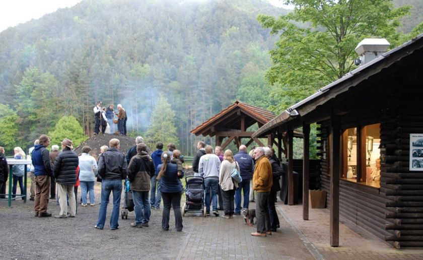 Köhlerwoche in Erfweiler Köhlerwoche in Erfweiler